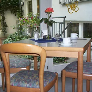 sophienhof.find-berlin-hotels.com/